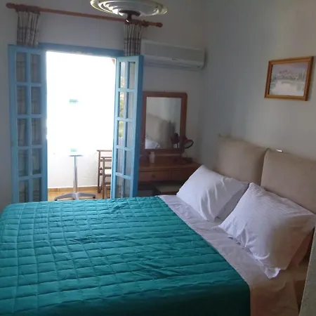 Stavros Aparthotel Istro