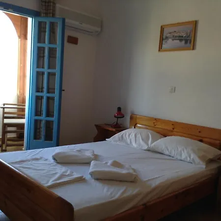 Hotel de apartamente Stavros 4*